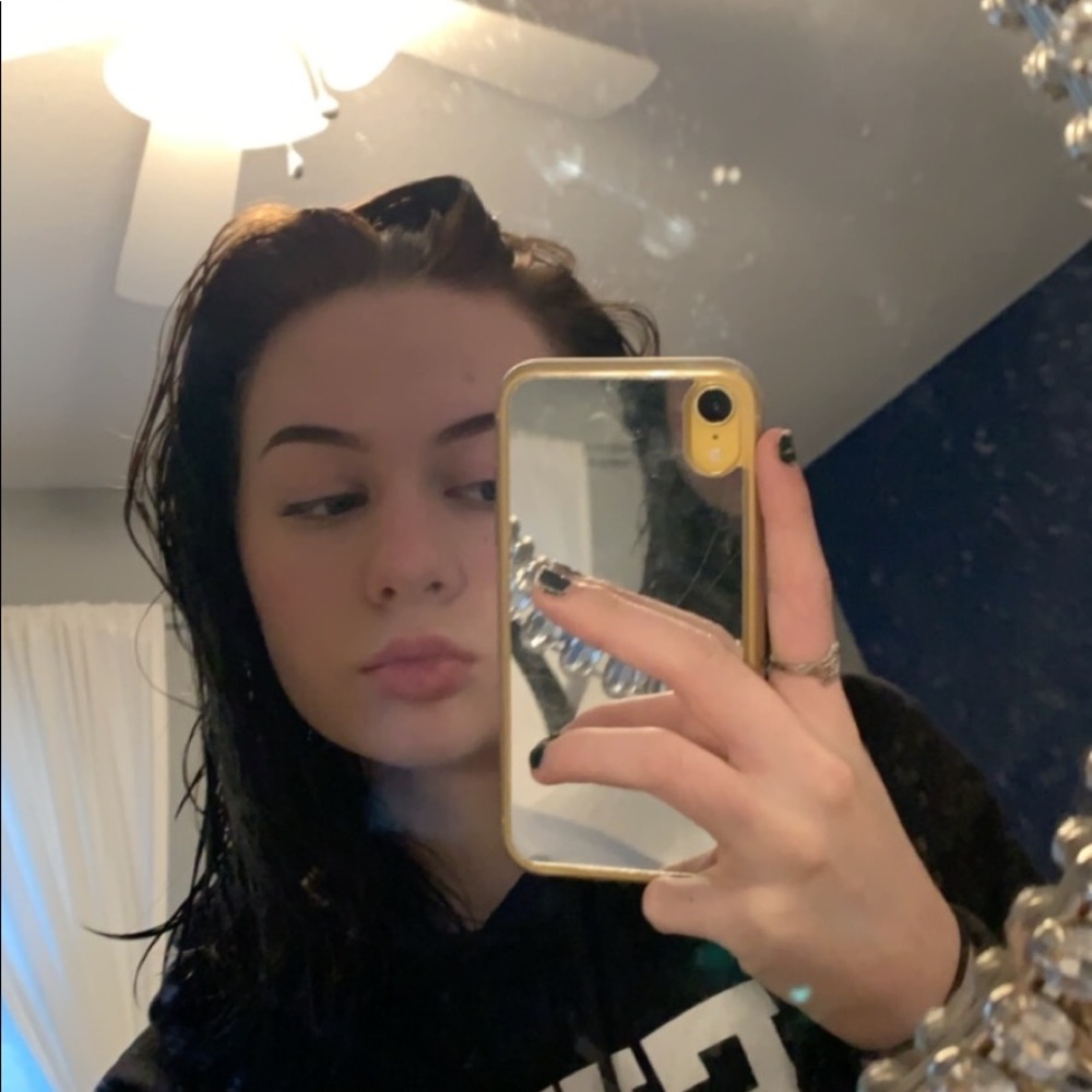Meet your Posher, Breanna